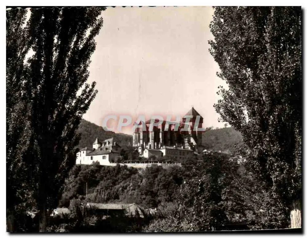 A Catedral de Saint-Bertrand-de-Comminges — vista desde o vilarejo — Les Éditions d'Art, reprodução interdite - Frente