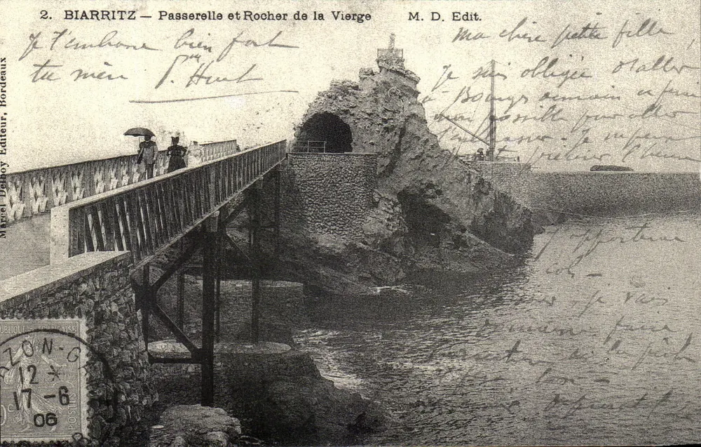 BIARRITZ — Brücke und Felsen der Jungfrau — M. D. Edit. - Vorderseite