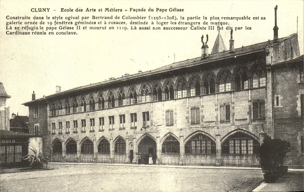Cluny — Schule für Kunst und Handwerkskunst — Fassade des Papst Gélase - Vorderseite