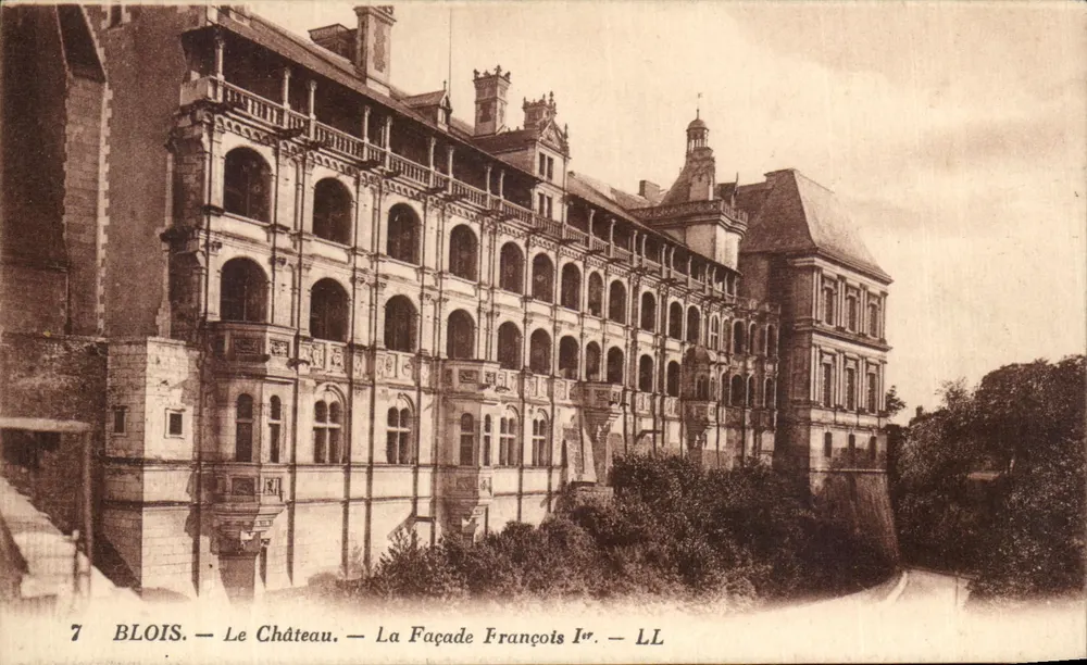 Blois — Das Schloss — Die Facade François Ier — LL - Vorderseite