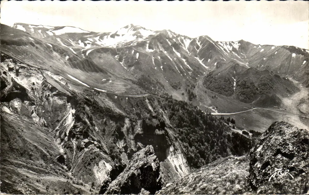 Les Monts du Sancy — Auvergne pittoresque — Éditions Artistiques Marcel Carrère - Recto