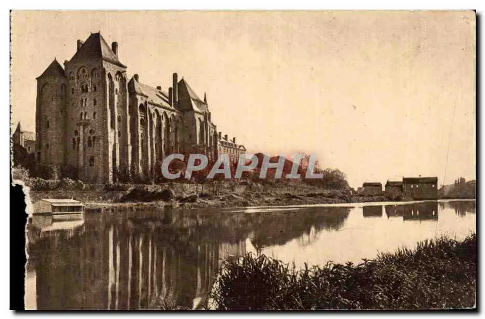 L'Abbaye Saint-Pierre de Solesmes — vue de la rive droite de la Sarthe — J. Malicon, Sable - Recto
