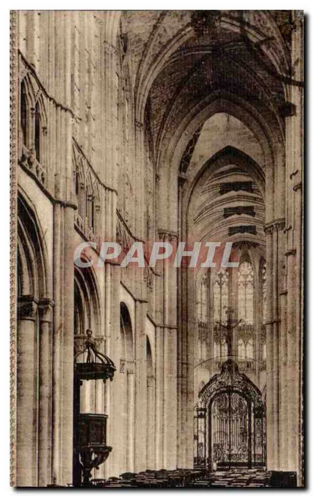 Intérieur de la cathédrale — vue de la nef et du chœur avec tribune et grille d'autel — éditeur anonyme - Awers