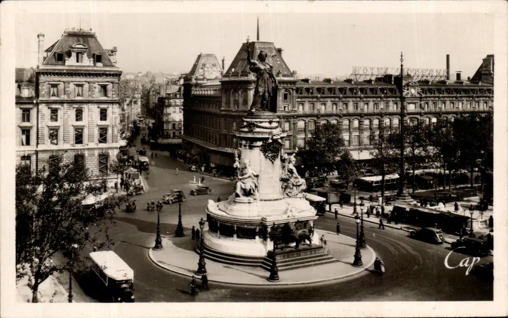 Place de la République — Paris — editor Cap - Frente