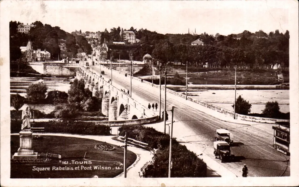 Square Rabelais e Ponte Wilson — Tours — editor L.L. n°161 - Frente