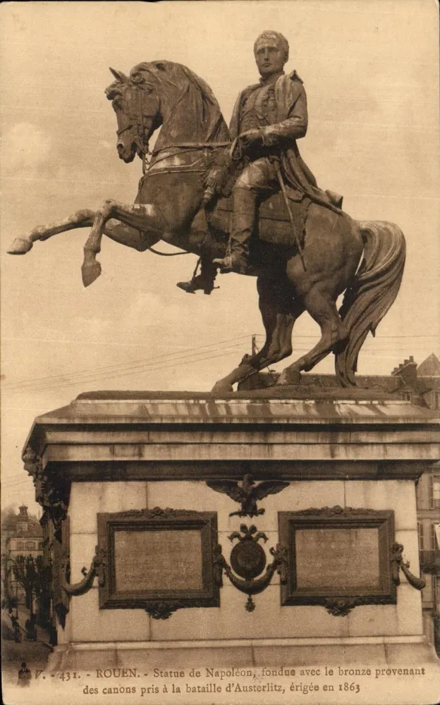 नेपोलियन की घोड़े पर खड़ी प्रतिमा — रून — 1863 में बनाई गई - आगे