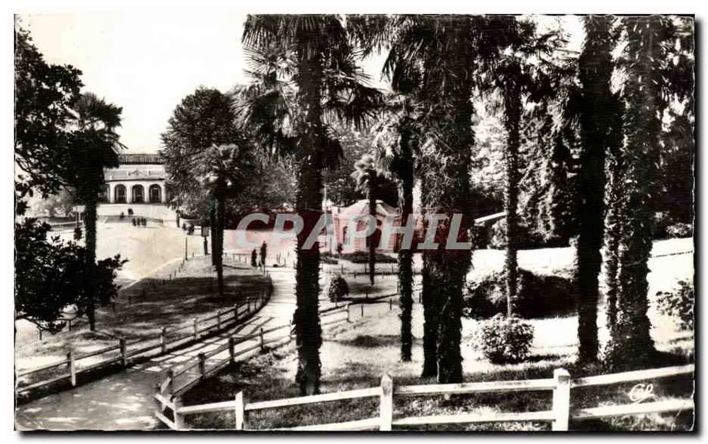 A Palmeraie e a Estação — Pau — Réal-Photo - Frente