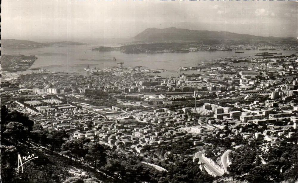 Visão Geral de Toulon — Côte d'Azur — Edições ARIS n°668 - Frente