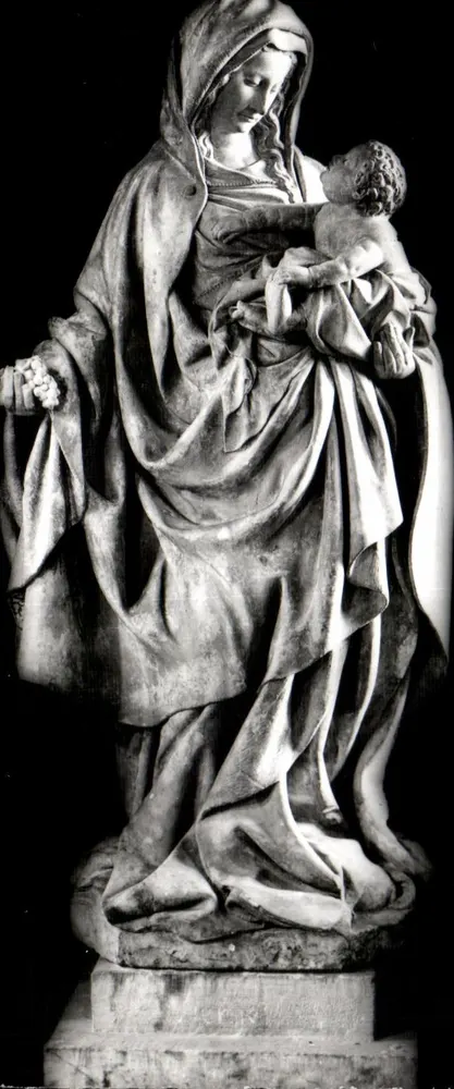 Notre-Dame-Kirche von Auxonne — Jungfrau mit Trauben (15. Jahrhundert) — Photo Remy - Vorderseite