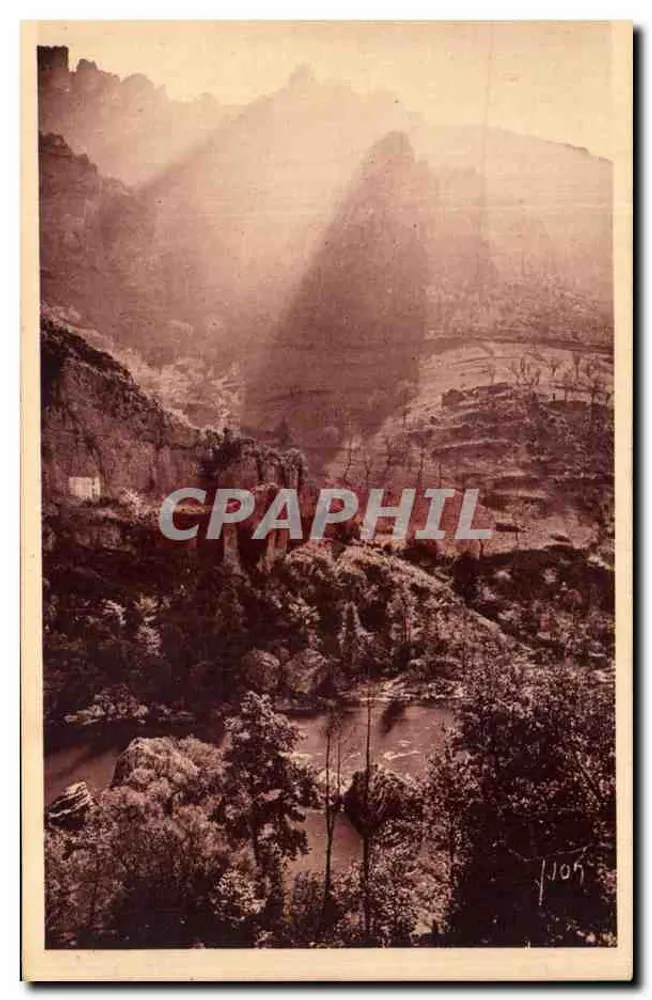Gorges del Tarn — a la salida del Cirque des Baumes — Les Éditions d'Art Yvon, París - Anverso