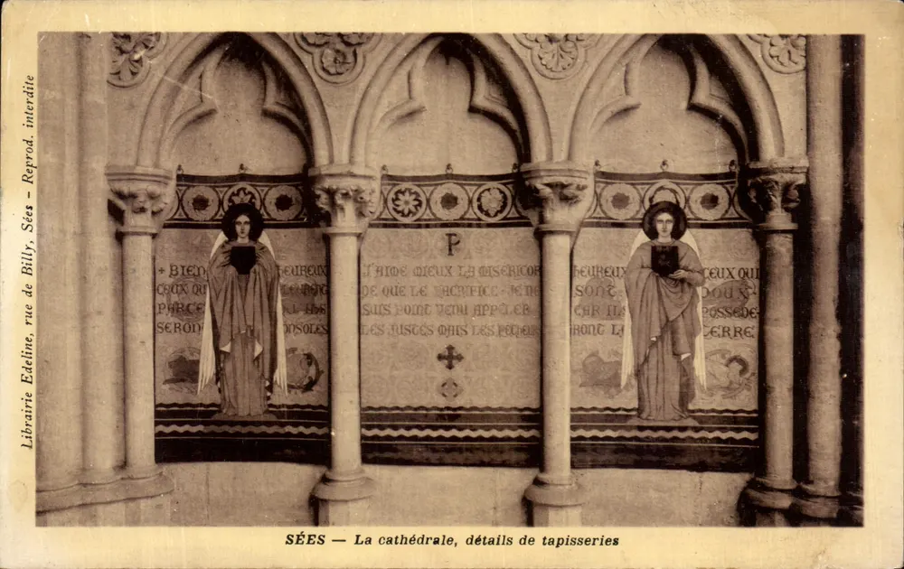Sées — A catedral, detalhes de tapeçarias — Librairie Edeline, rue de Billy, Sées - Frente