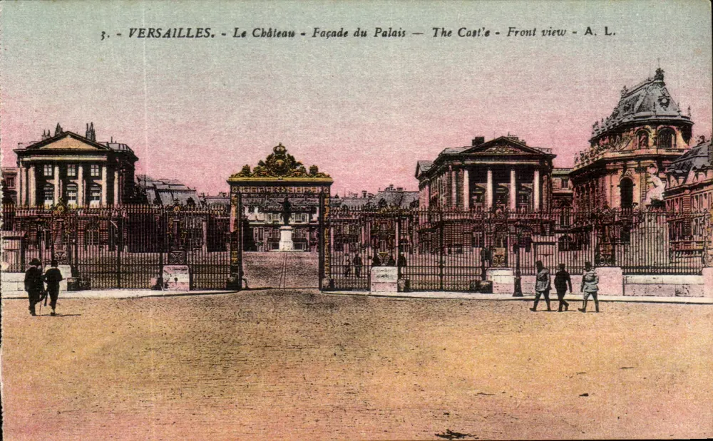Versalhes - O Castelo - Fachada do Palácio — A. L. - Frente