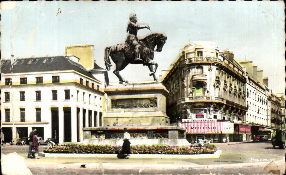 Statue der Jeanne d'Arc — Orléans — Harmier - Vorderseite