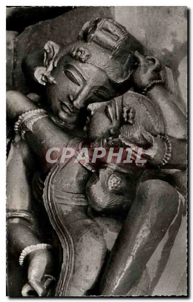 Estatua esculpida — casal divino — Templo de Kandarya em JuraHo (século XI) - Frente