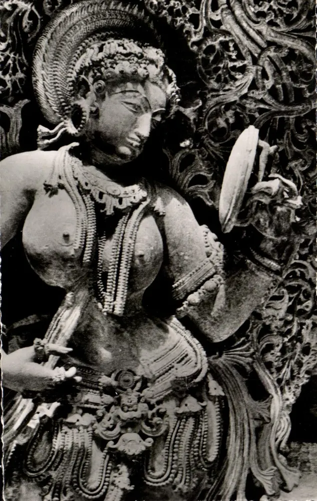 Frau am Spiegel — Tempel von Belur (Indien) — n°17 A - Vorderseite