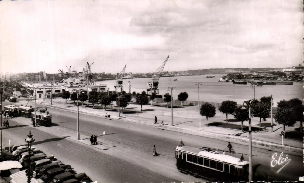 Bordeaux (Gironde) — Los Muelles y el Puerto — Editor Elcé - Anverso