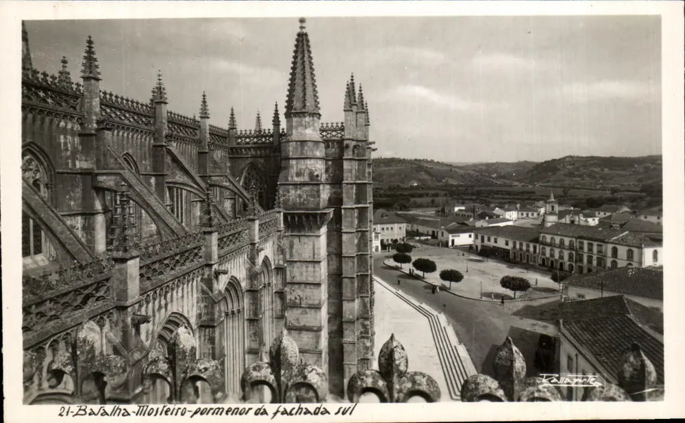 Batalha — Batalha-Kloster, südliche Fassade — Serie 21 — Verleger T. Pinto - Vorderseite