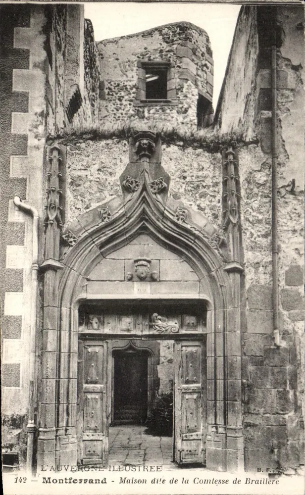 Montferrand — Haus genannt das Schloss der Gräfin von Braillere — L'Auvergne Illustrée, n°142 - Vorderseite