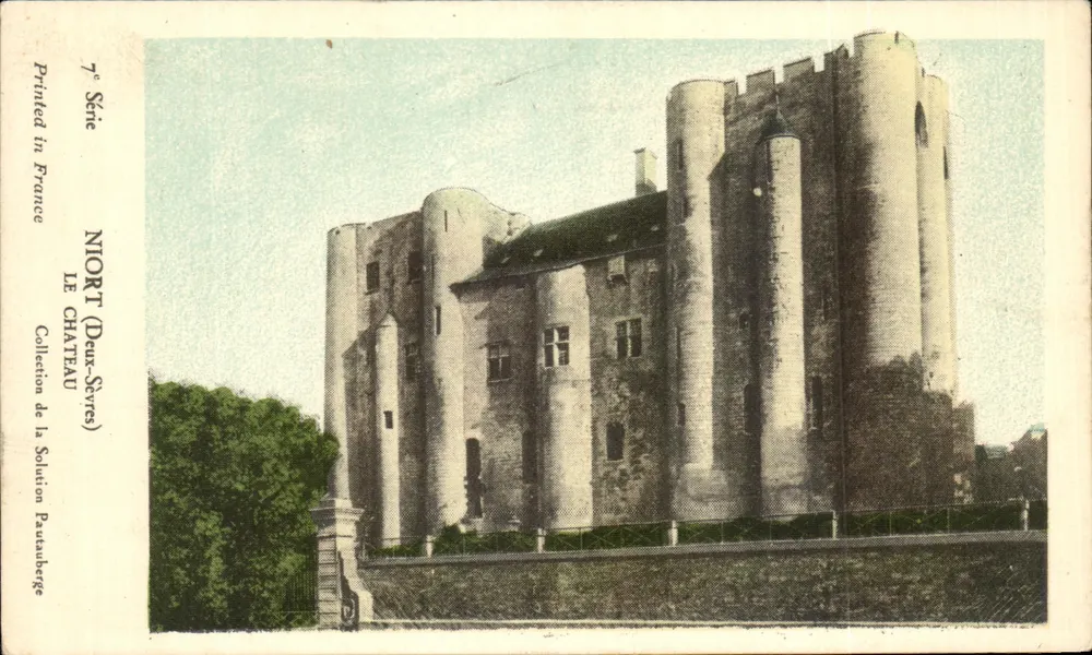 Niort (Deux-Sèvres) — A Vista do Castelo — Coleção da Solução Pautanberge, 7ª Série - Frente