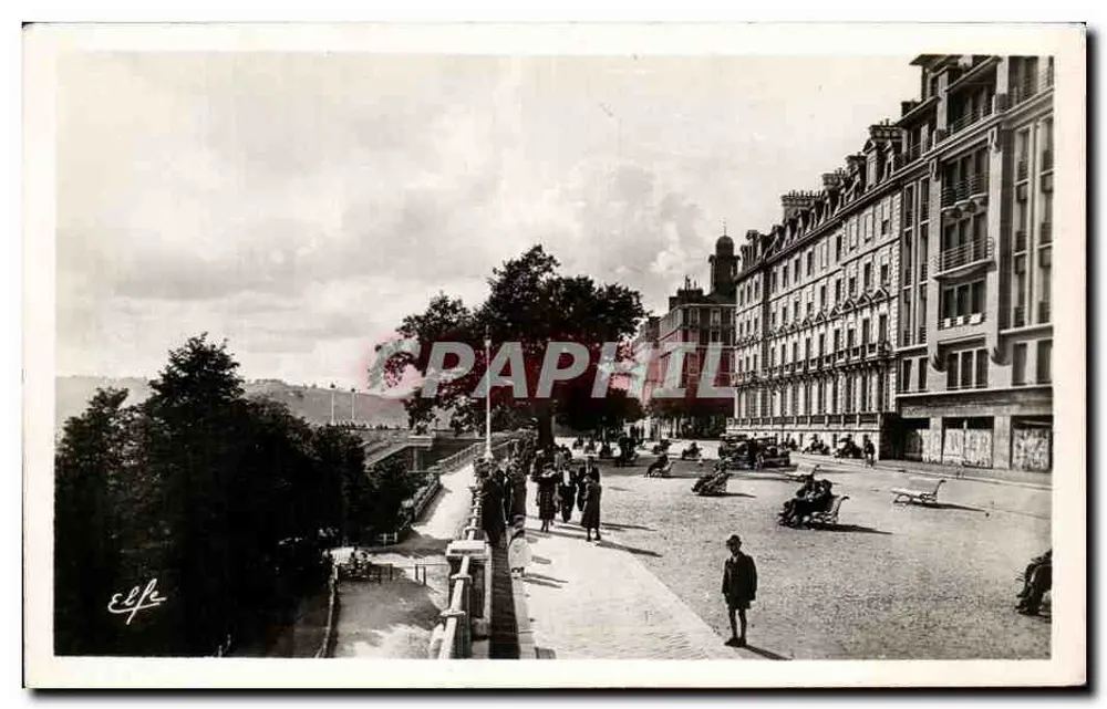 Pau - O Boulevard dos Pirineus — Edição Labouche Frères, Toulouse - Frente