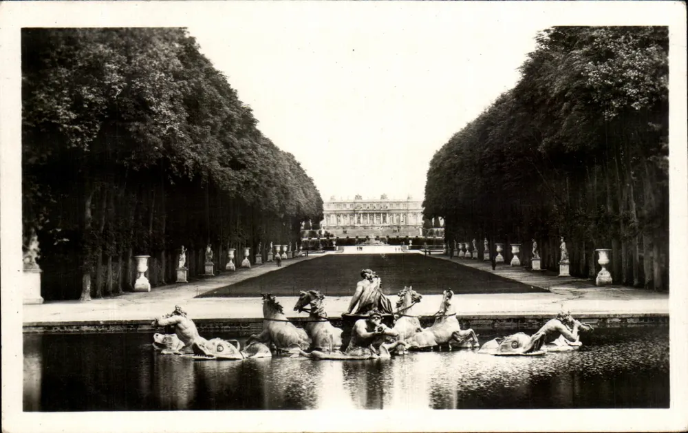 Versailles — Königliche Allee und Apollo-Bassin — Éditions d'Art Girard Versailles n°131 - Vorderseite