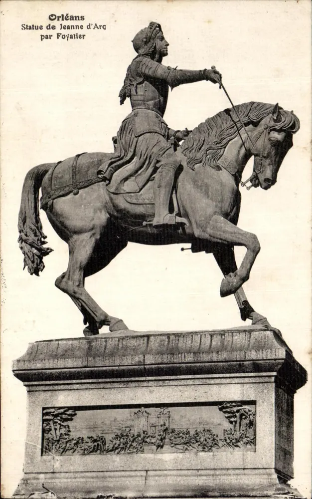Orléans — Statue der Joan of Arc von Foyatier — Ansichtskarte - Vorderseite