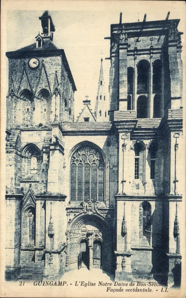 Guingamp - Kirche Notre-Dame de Bon-Sécoeur - Westfassade - LL - Vorderseite