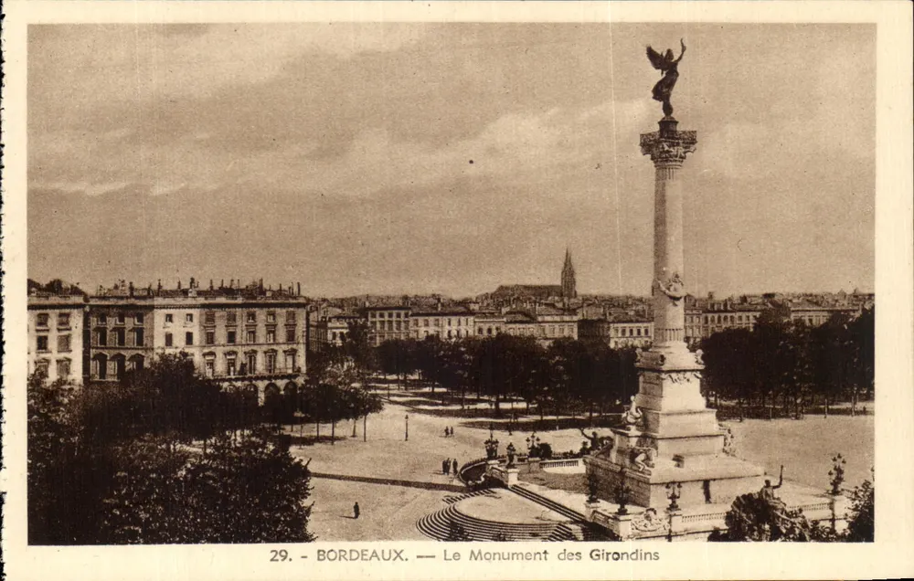 Bordeaux — O Monumento dos Girondinos — Editor La Cigogne, 32, rue Porte-Dijeaux - Frente
