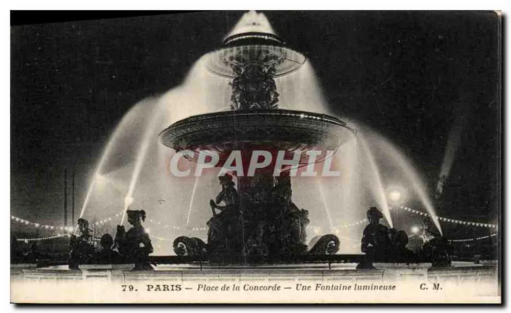 Paris — Place de la Concorde — Eine leuchtende Fontäne — C. M. - Vorderseite