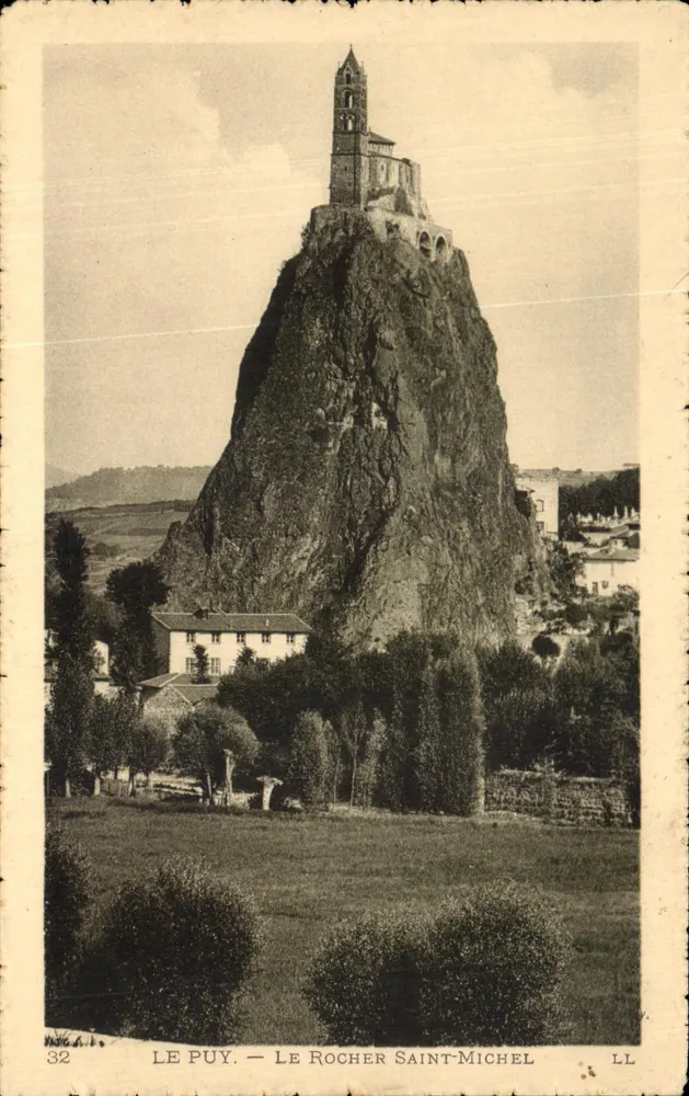 Le Puy — O Rocher Saint-Michel — LL - Frente