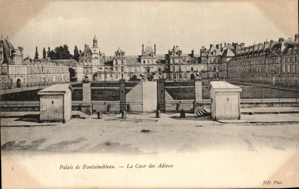 Palast von Fontainebleau — Die Cour des Adieux — ND Phot - Vorderseite