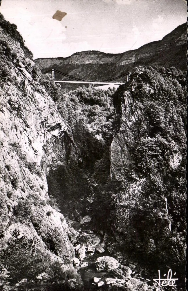 O Ponte do Rhôme — Aix-les-Bains — Éditions TELÉ - Frente