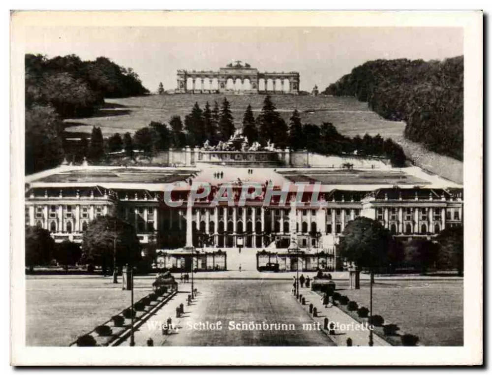 Viena, Schloss Schönbrunn mit Gloriette — vista panorâmica do castelo e da Gloriette - Frente