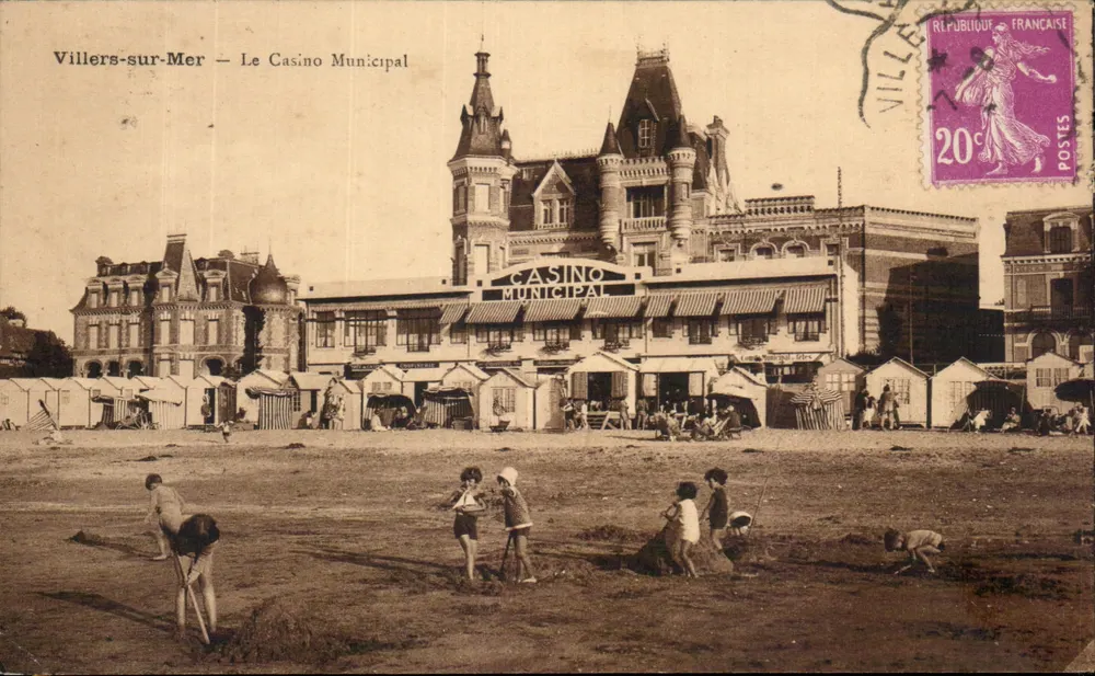 Villers-sur-Mer — Das Municipale Casino — Verlag X. Goulay - Vorderseite