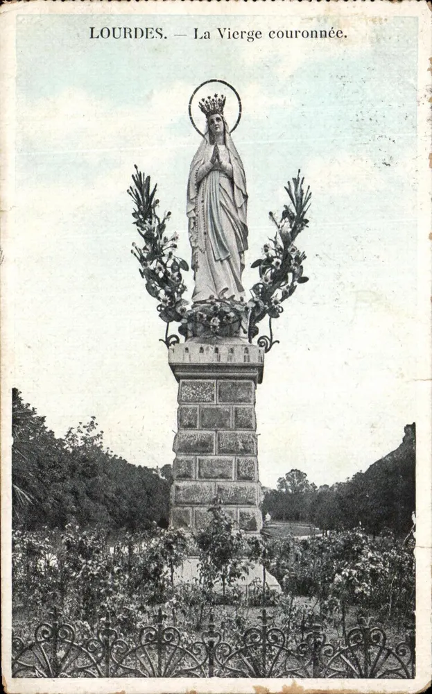 LOURDES — A Virgem Coroada — Editora não identificada - Frente
