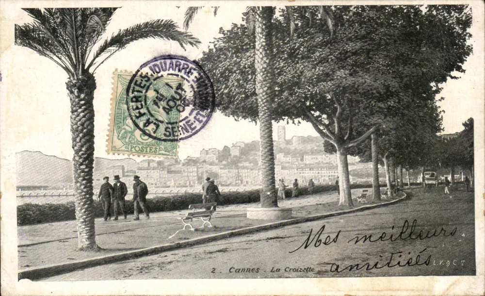Cannes - A Croisette — vista da promenade cercada de palmeiras e árvores — editor anônimo, n°2 - Frente