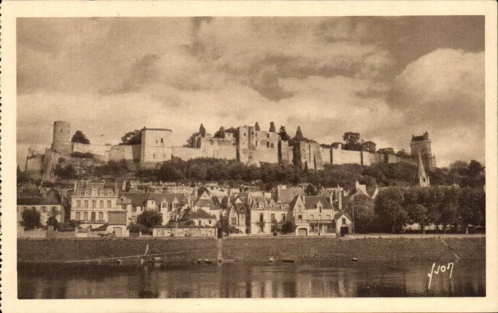 Castelli della Loira — Chinon (Indre-et-Loire) — Éditions d'Art Yvon - Recto