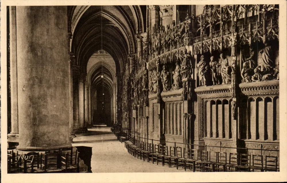 Chartres (Eure-et-Loir) — Innenansicht der Kathedrale - Der Ambulatorium — Éditions d'Art Yvonne, Paris - Vorderseite