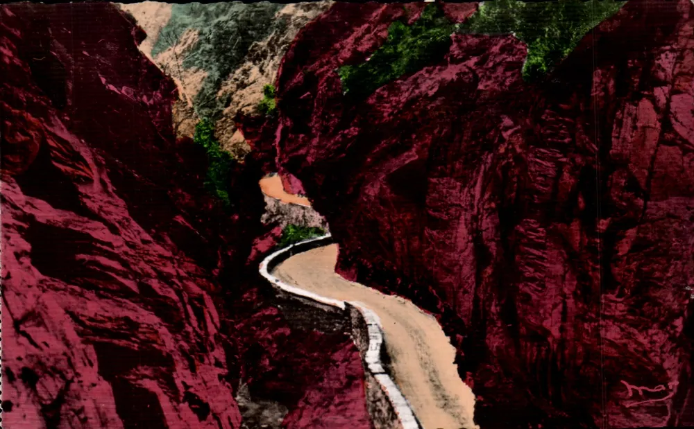 As Gorges do Cians — Os Curvas — Edições Marcelli - Frente