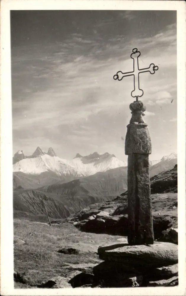 Cruz de montanha — vista alpina — editor desconhecido, número de série não visível - Frente