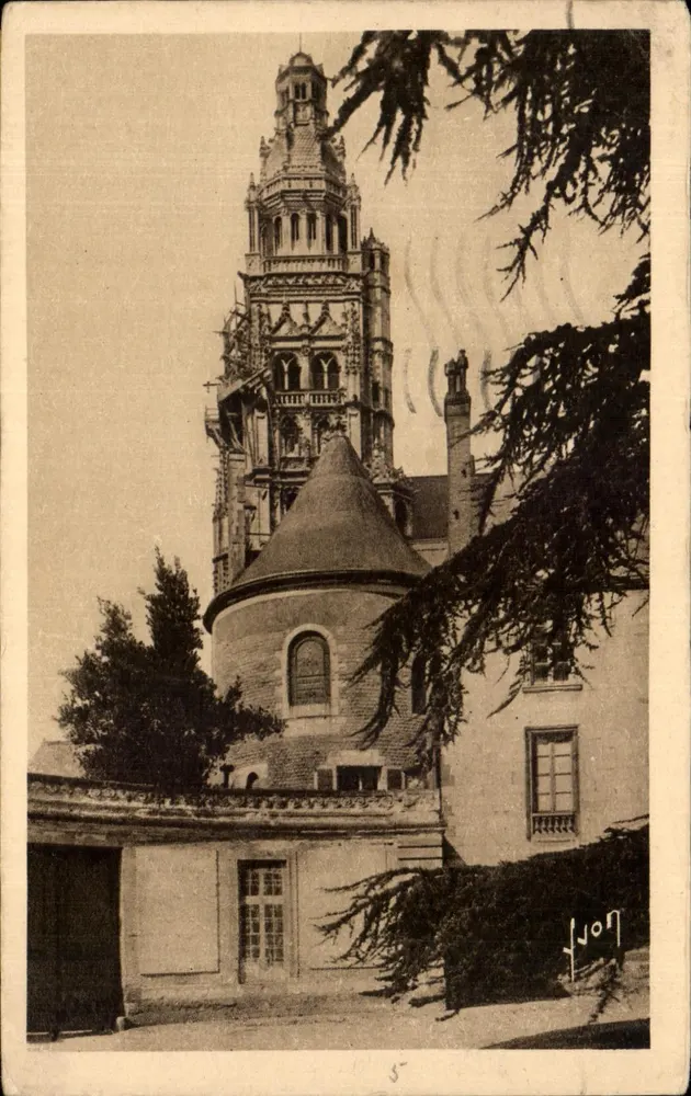 Tours — Eingang zum Museum und zur Kathedrale Saint-Gatien — Les Éditions d'Art Yvon - Vorderseite
