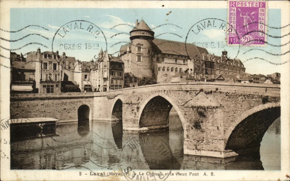 Laval (Mayenne) — Schloss und alter Brücke — A. B. - Vorderseite