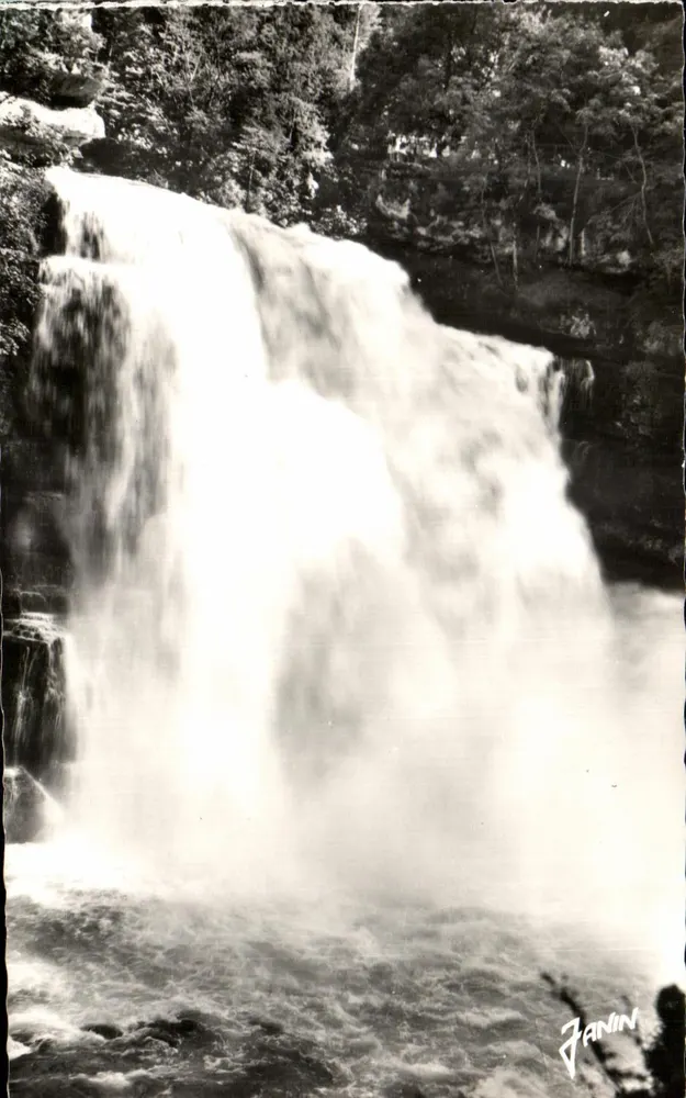Saut du Doubs — Grenze Frankreich-Schweiz — Editions PHOTO JANIN - Vorderseite