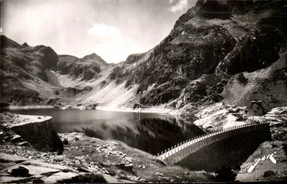 Lago d'Artouste e seu dique — Vale d'Ossau — Edições JOVÉ, Pau - Frente