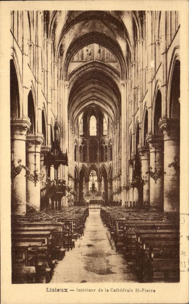 Lisieux — Innenansicht der Kathedrale St-Pierre — Verlag Ch. A. Calvados - Vorderseite