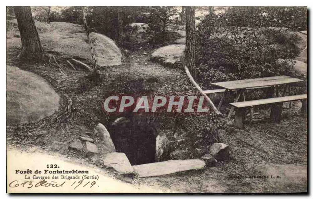 Wald von Fontainebleau — Die Höhle der Räuber (Ausgang) — Artiostone L.M. n°132 - Vorderseite
