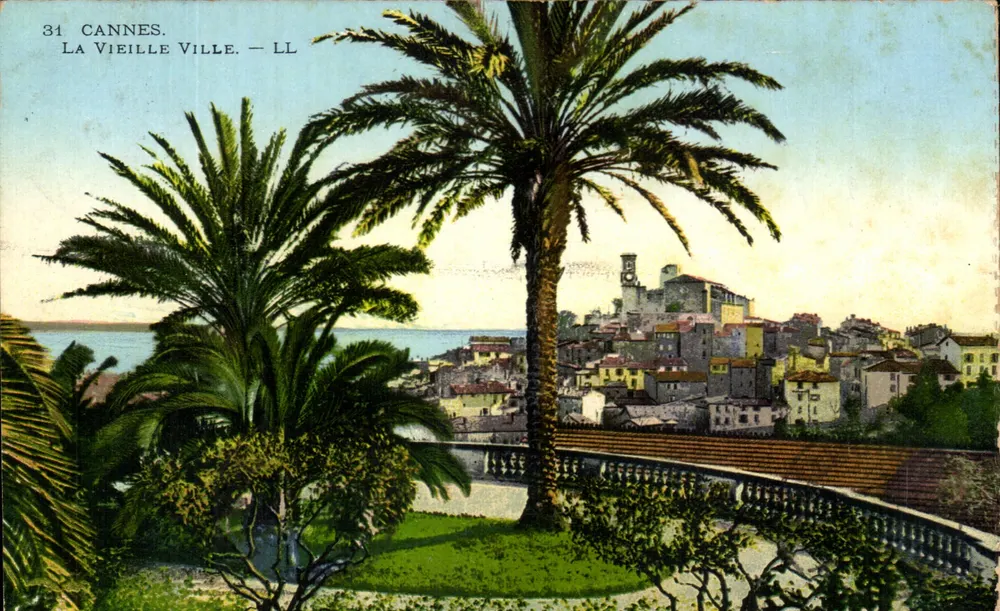 Cannes. A Velha Cidade — LL - Frente