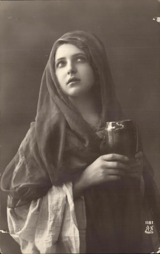 Jeune femme voilée tenant un vase — scène religieuse — éditeur A.N. PARIS, n° 1181 - Vorderseite