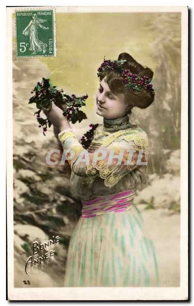 Junge Frau in farbenfrocker Kleid mit Beeren — Bonne Année — Verlag Bonne Année, Nr. 23 - Vorderseite