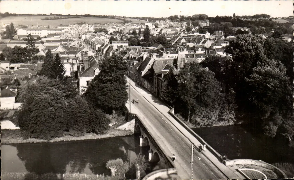 Nogent-le-Rotrou — Panorama — edição Rambouillet-Dreux n°125 - Frente